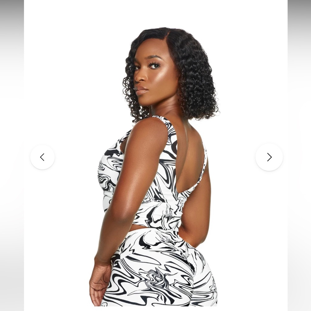 Women’s Marble Print Workout Set (XS Top, M Leggings) - Picture 2 of 8